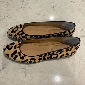Kelly & Katie leopard print ballet flats size 8